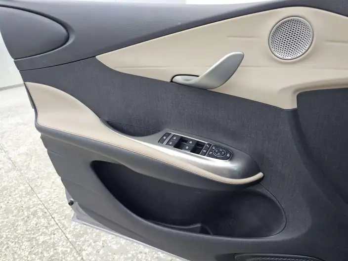 BYD Dolphin 2023 Model Fashion Edition – фото 6