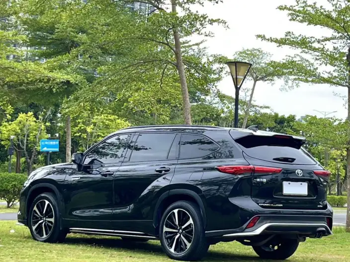 Crown Kluger 2021 Model 2.5L HEV 4WD Premium Edition – фото 4