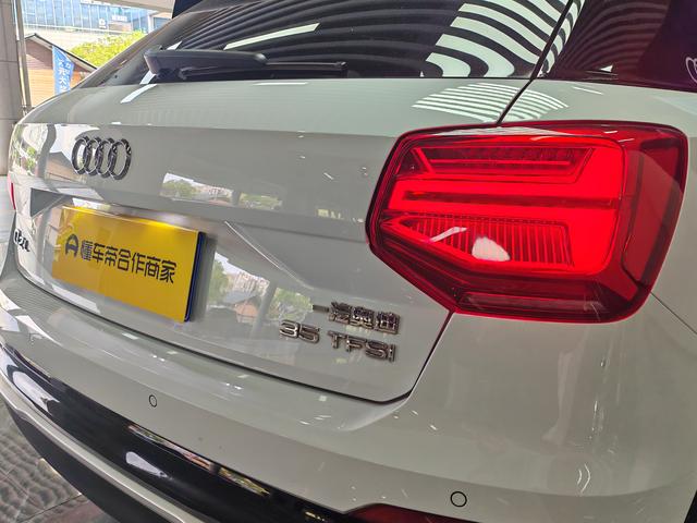 Audi Q2L 2021 35 TFSI Entry Dynamic – фото 25