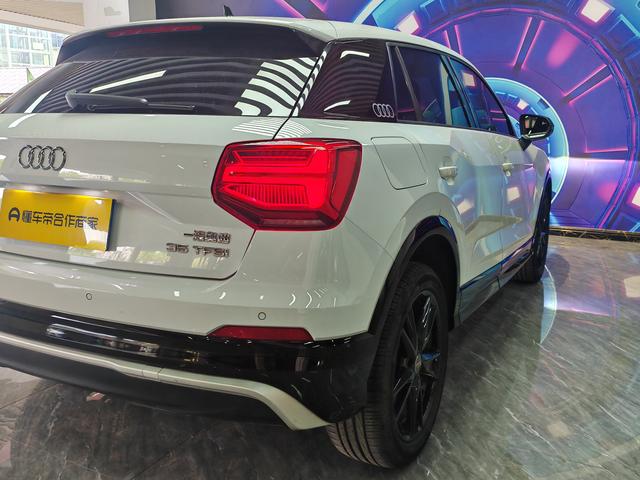 Audi Q2L 2021 35 TFSI Entry Dynamic – фото 26