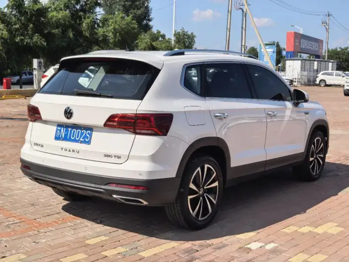 Volkswagen Tharu 2022 Model 280TSI 2WD Deluxe Edition – фото 6