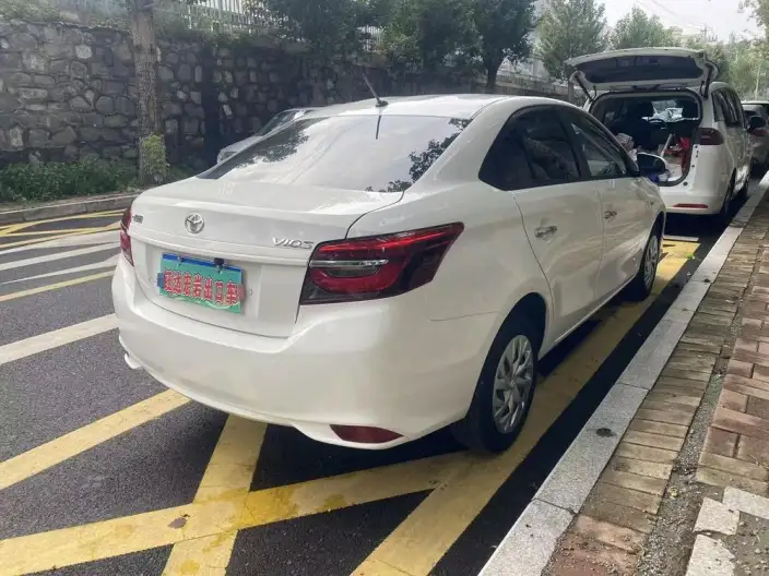 Toyota Vios 2022 Model 1.5L CVT 20th Anniversary Memorial Edition – фото 6