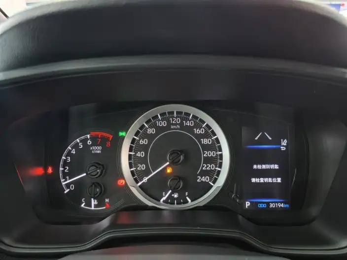 Toyota Levin 2022 Model 185T CVT Sports Edition – фото 10