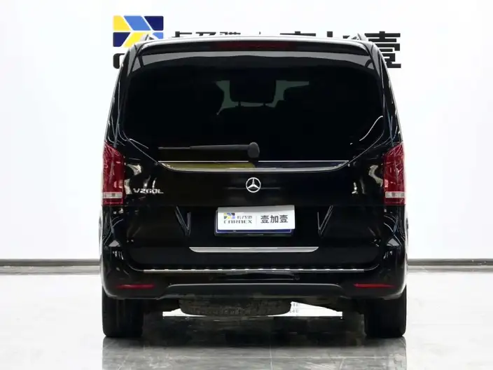 Mercedes-Benz V-Class 2021 Model V 260 L Long wheelbase Deluxe Edition – фото 3