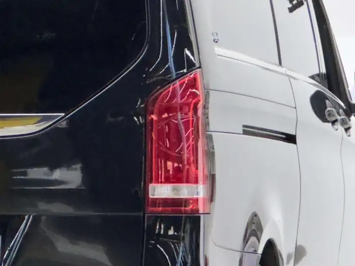 Mercedes-Benz V-Class 2021 Model V 260 L Long wheelbase Deluxe Edition – фото 5