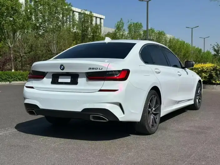 BMW 3 Series 2021 Model 325Li M Sports Set – фото 6