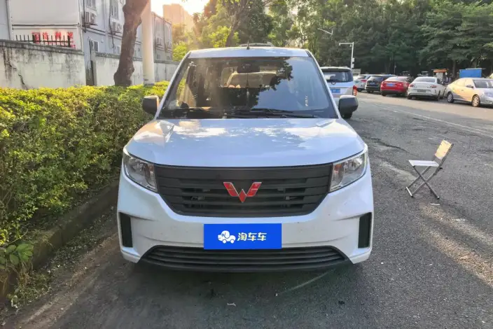 WULING Hongguang Plus 2020 Model 1.5L Manual Standard Model 5 seat – фото 2