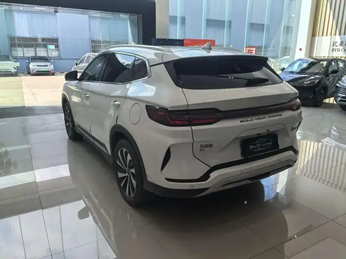 BYD Song PLUS EV 2023 Model Champion Edition 605KM Flagship PLUS – фото 4