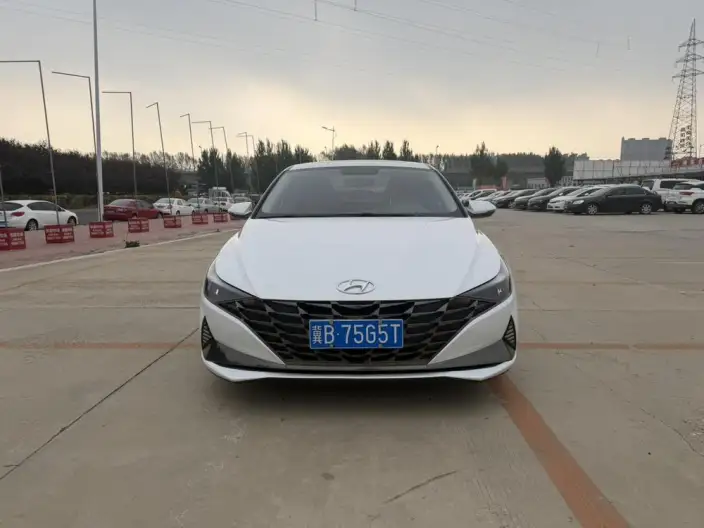 Hyundai Ioniq 2023 Model 1.5L CVT GLX Elite Edition – фото 2