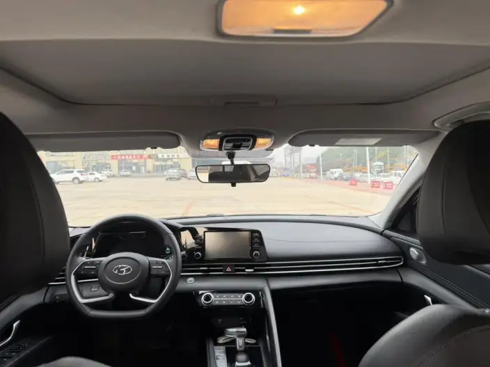 Hyundai Ioniq 2023 Model 1.5L CVT GLX Elite Edition – фото 9