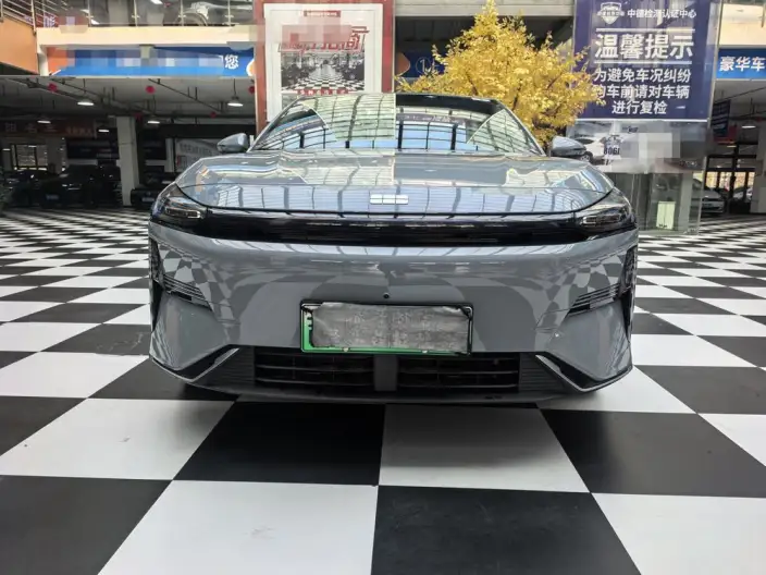 Geely Galaxy L6 2025 Model 1.5 EM-i DHT 60KM Voyage Edition – фото 2