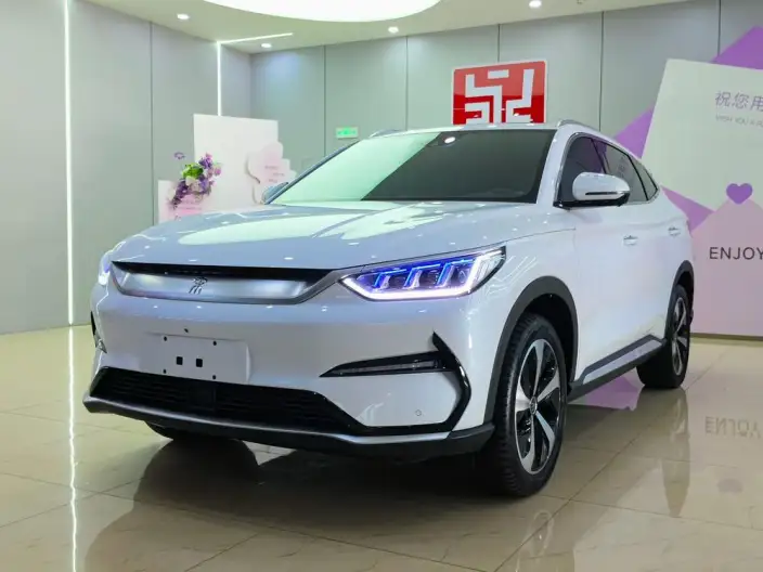 BYD Song PLUS EV 2021 Model Flagship Model – фото 1