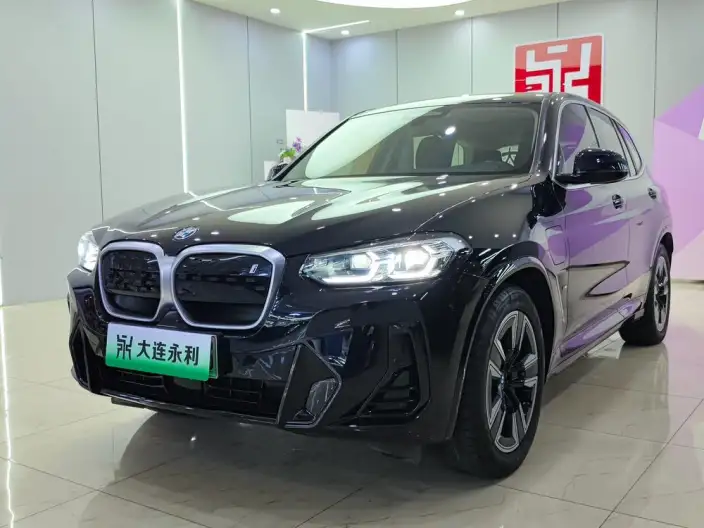 BMW iX3 2022 Model Leading Model – фото 1