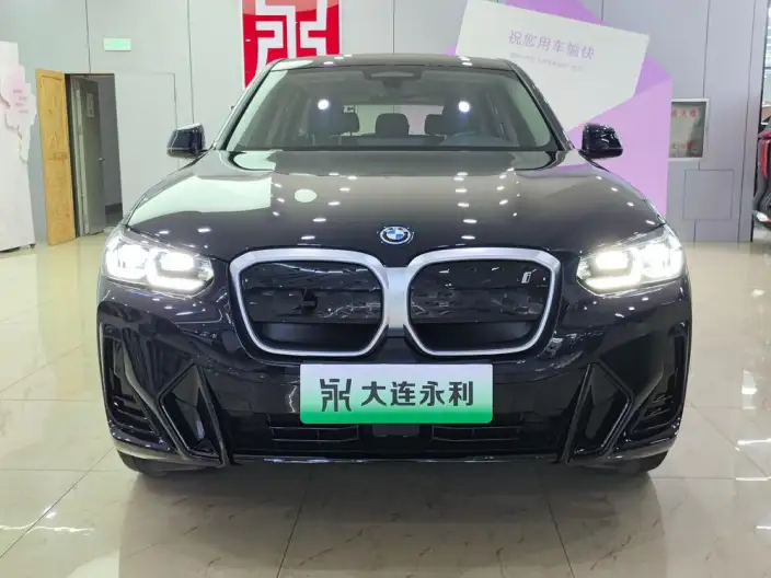 BMW iX3 2022 Model Leading Model – фото 2