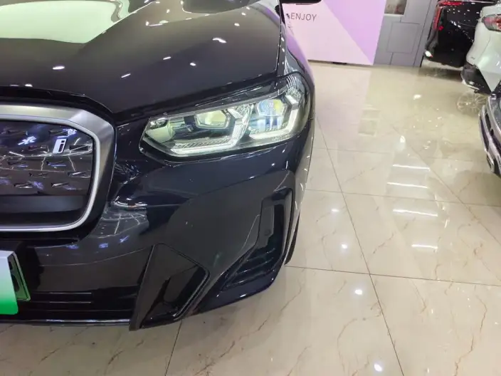 BMW iX3 2022 Model Leading Model – фото 10