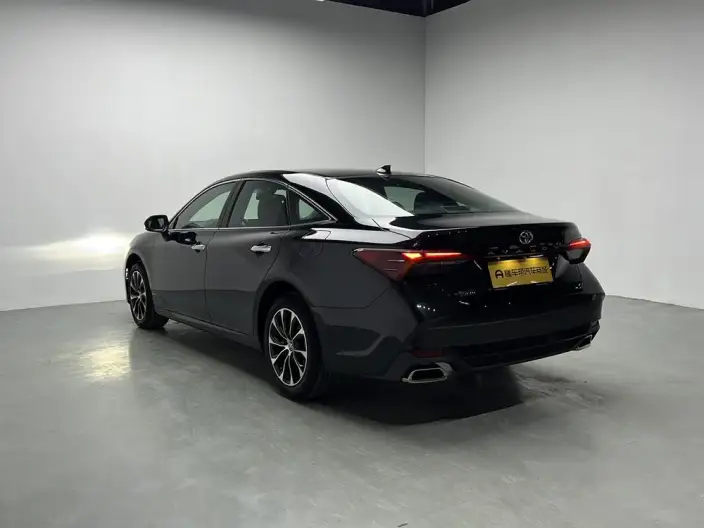 Toyota Avalon 2023 Model 2.0L CVT Deluxe Edition – фото 5