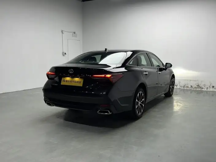 Toyota Avalon 2023 Model 2.0L CVT Deluxe Edition – фото 7