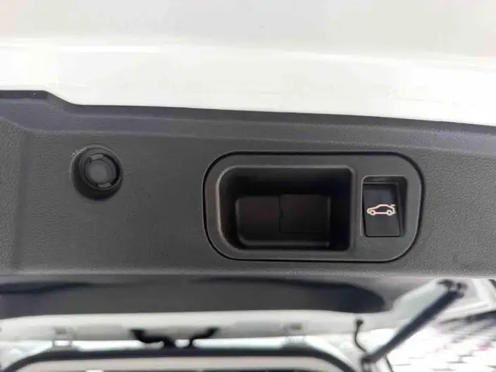 GAC Trumpchi M6 2021 Model Pro 270T Automatic Deluxe Edition – фото 10