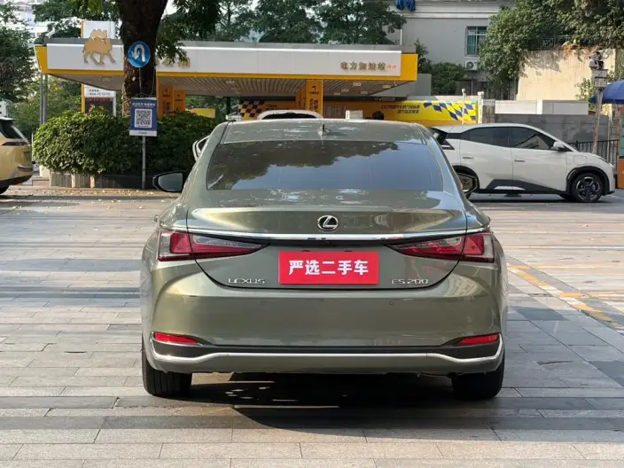 Lexus ES 2022 Model 200 Superior Edition – фото 5