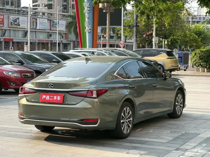 Lexus ES 2022 Model 200 Superior Edition – фото 6