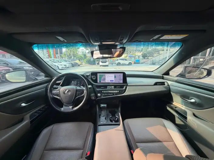 Lexus ES 2022 Model 200 Superior Edition – фото 7