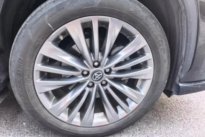Toyota Highlander 2023 Model Hybrid 2.5L 4WD Premium Edition 7 seat – фото 10