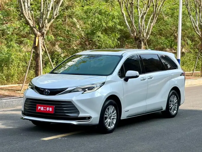 Toyota Sienna 2021 Model 2.5L Hybrid Supreme Edition – фото 10