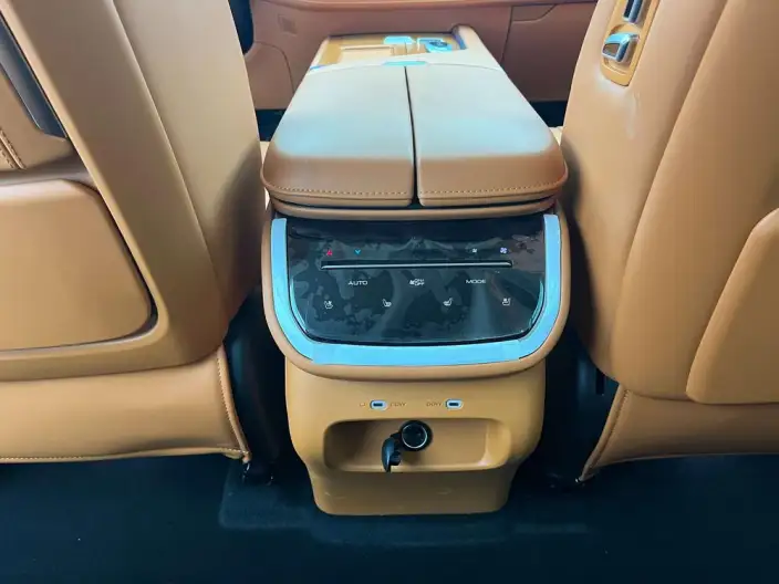 Wey Blue Mountain 2026 Model Smart Advanced version 4WD Max – фото 8