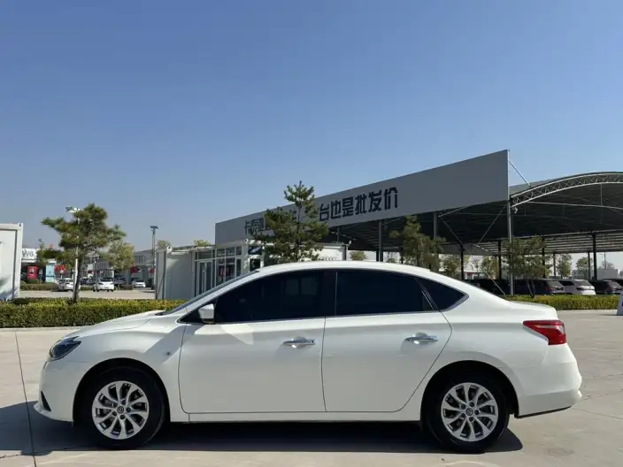 Nissan Sylphy 2024 Model Classic 1.6L XE CVT Comfort Edition – фото 4