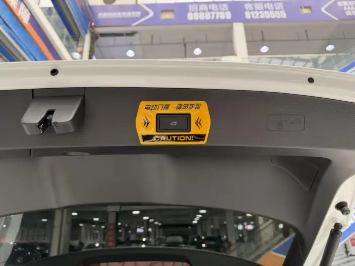 Volkswagen T-Roc 2022 Model 280TSI DSG 2WD Elite PLUS – фото 10