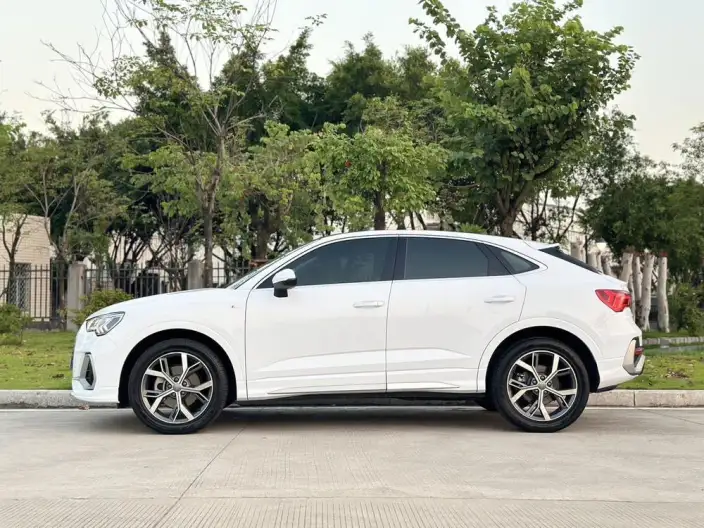 AUDI Q3 Sportback 2022 Model 40 TFSI Fashion Model – фото 4