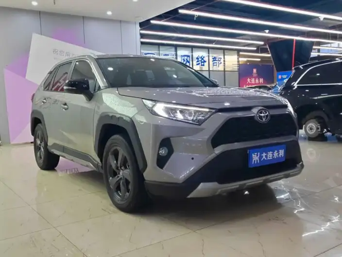 Toyota RAV4 2020 Model 2.0L CVT 4WD Fashion edition – фото 3