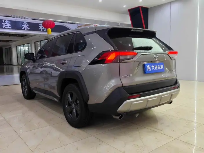 Toyota RAV4 2020 Model 2.0L CVT 4WD Fashion edition – фото 5