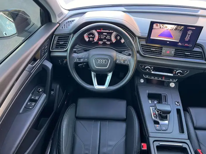 Audi Q5L 2022 Model 45T Luxury Dynamic Model – фото 8