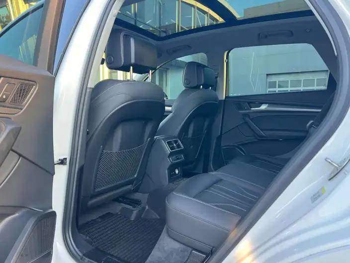 Audi Q5L 2022 Model 45T Luxury Dynamic Model – фото 10