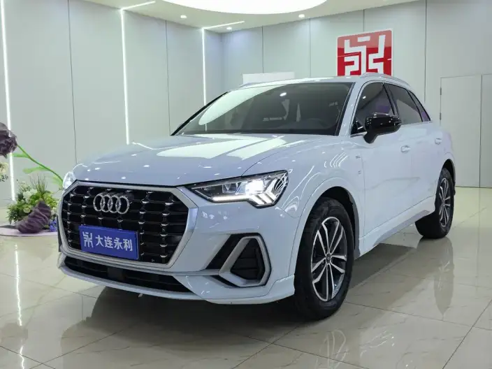 AUDI Q3 2023 Model 35 TFSI Enterprising Dynamic Model – фото 1
