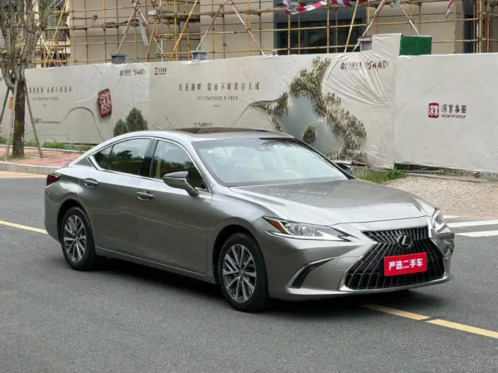 Lexus ES 2022 Model 200 Superior Edition – фото 3