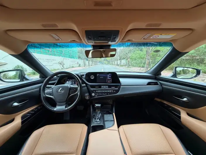 Lexus ES 2022 Model 200 Superior Edition – фото 7