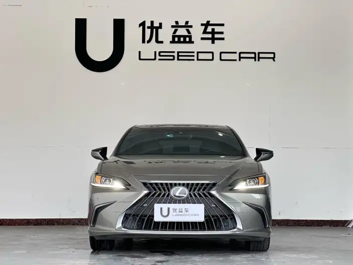 Lexus ES 2021 Model 200 Superior Edition – фото 2
