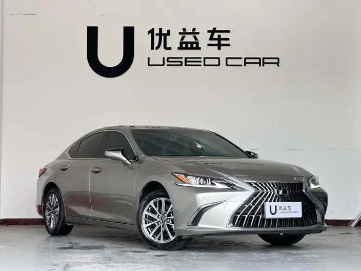 Lexus ES 2021 Model 200 Superior Edition – фото 3