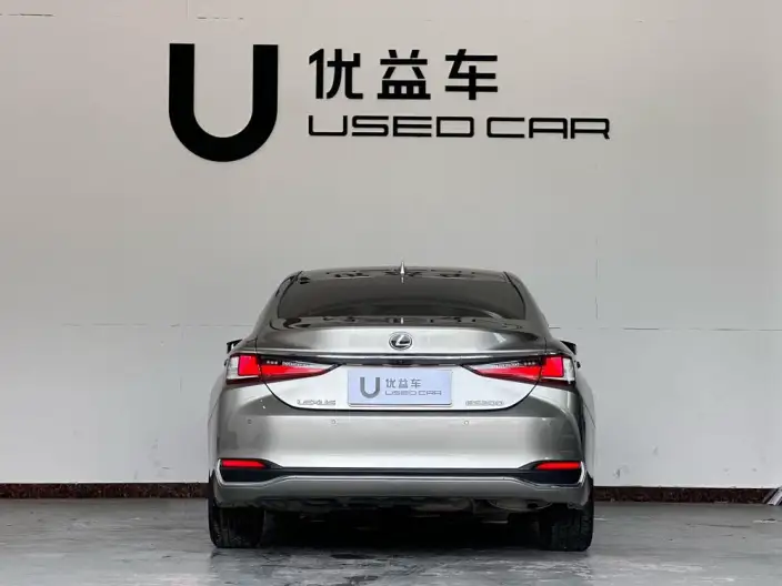 Lexus ES 2021 Model 200 Superior Edition – фото 5