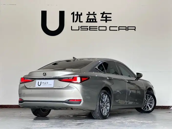 Lexus ES 2021 Model 200 Superior Edition – фото 6