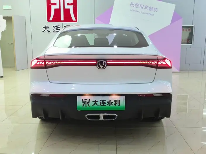 Changan UNI-V iDD 2024 Model Blue whale Smart power iDD 136km Smart Prestige Model – фото 6