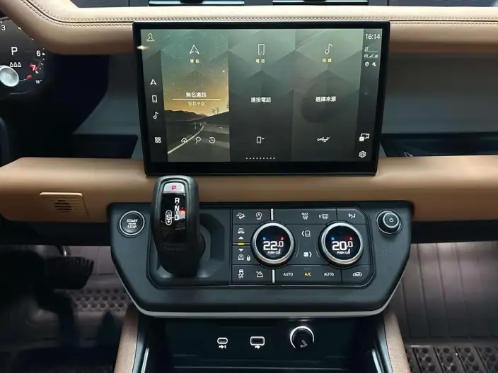 Land Rover Defender 2024 Model 110 3.0T P400 X-Dynamic HSE – фото 10
