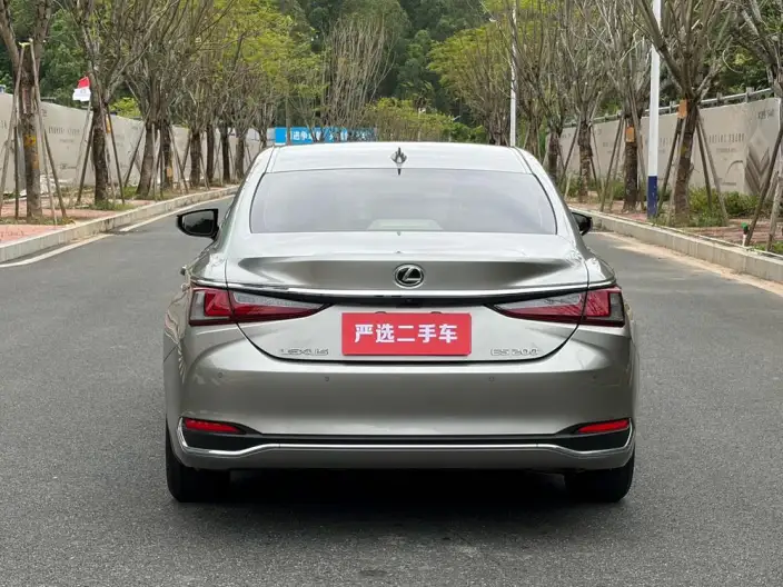 Lexus ES 2022 Model 200 Superior Edition – фото 5