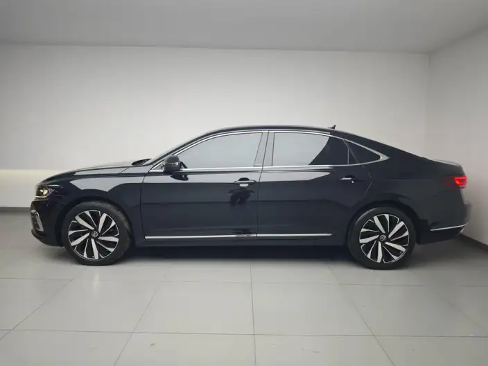 Volkswagen Passat 2024 Model 330TSI Elite Edition – фото 4