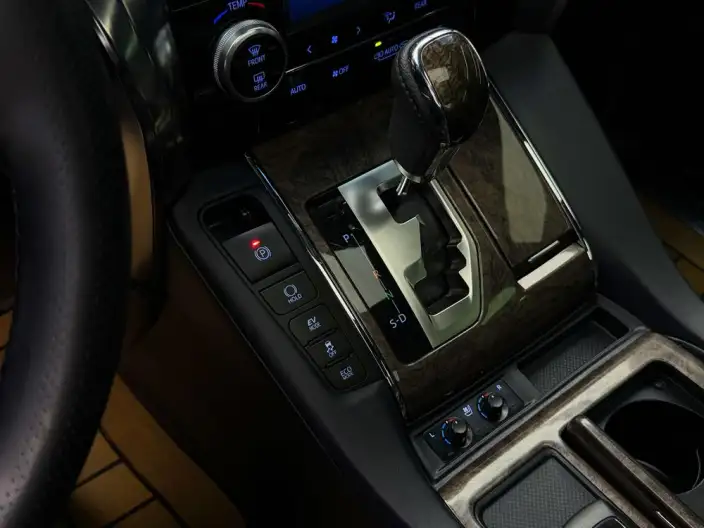 Vellfire 2021 Model Toyota Crown Hybrid 2.5L HV Supreme Edition – фото 9