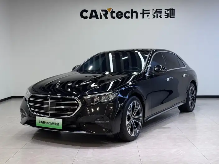 Mercedes-Benz E-Class PHEV 2024 Model E 350 e L sedan – фото 1