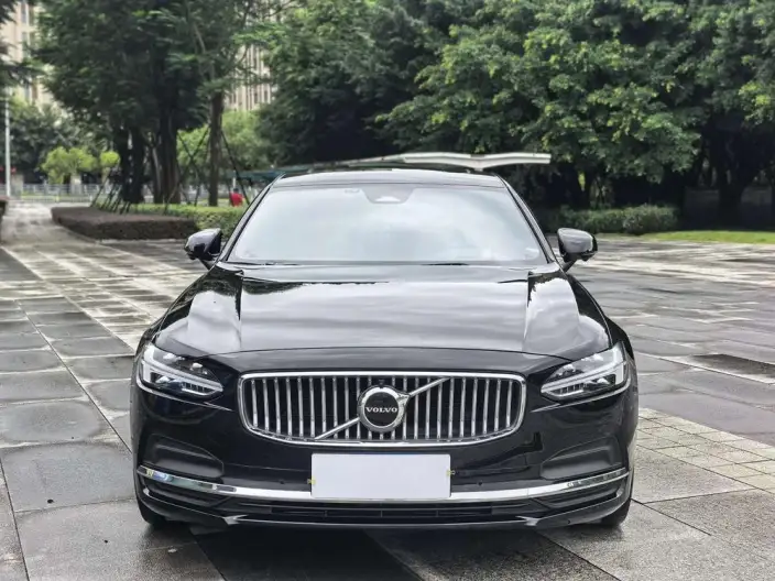 Volvo S90 2024 Model B5 Smart Range Deluxe Edition – фото 2
