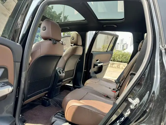 Mercedes-Benz GLB 2024 Model Facelift GLB 220 Fashion Model – фото 9